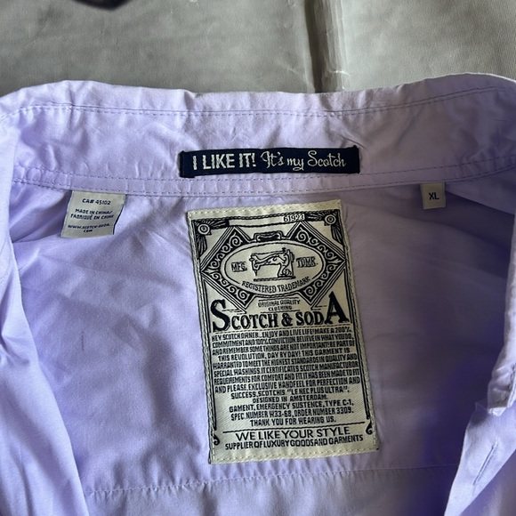EUC Scotch & Soda Men's Lavender Button Down shirt size XL - Picture 3 of 10